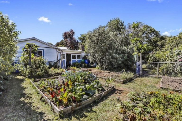 Photo of property in 73 No 7 Road, Waitoa, 3380