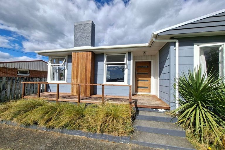 Photo of property in 34 Bartholomew Road, Levin, 5510