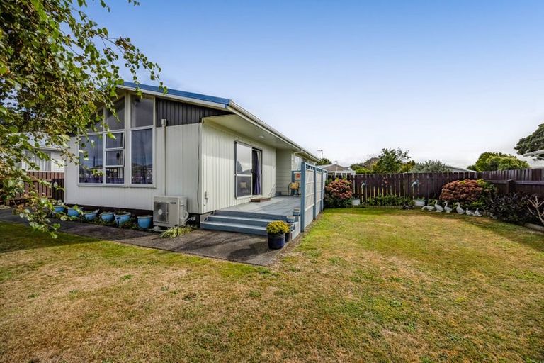Photo of property in 5 Iredale Road, Hawera, 4610