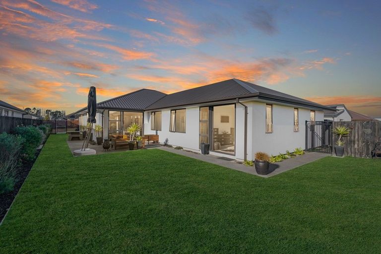 Photo of property in 81 Metehau Street, Marshland, Christchurch, 8083