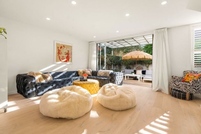 Photo of property in 10/4 Campbell Road, Takapuna, Auckland, 0622