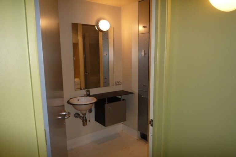 Photo of property in St Pauls Apartments, 21/43 Mulgrave Street, Thorndon, Wellington, 6011
