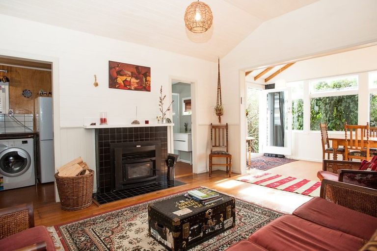 Photo of property in 2 Purau Avenue, Diamond Harbour, 8972