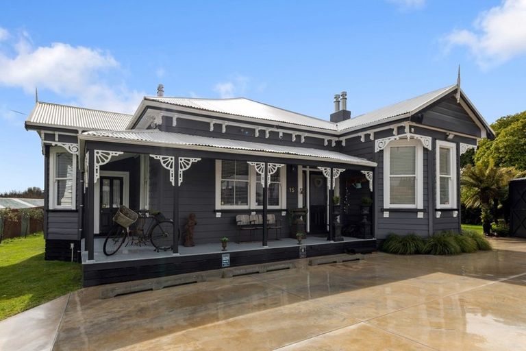 Photo of property in 15 Mamaku Street, Mamaku, 3020