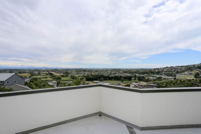 Photo of property in 75 Ravensdale Rise, Westmorland, Christchurch, 8025