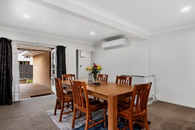 Photo of property in 2 Himalayan Close, Judea, Tauranga, 3110