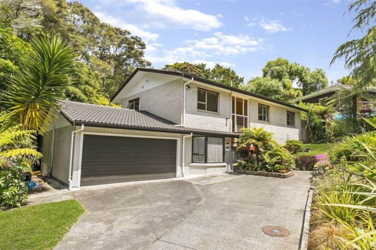 Photo of property in 6 Menear Lane, Hillcrest, Auckland, 0627