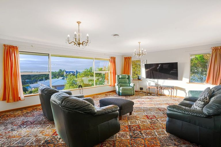 Photo of property in 196 Dyers Pass Road, Cashmere, Christchurch, 8022