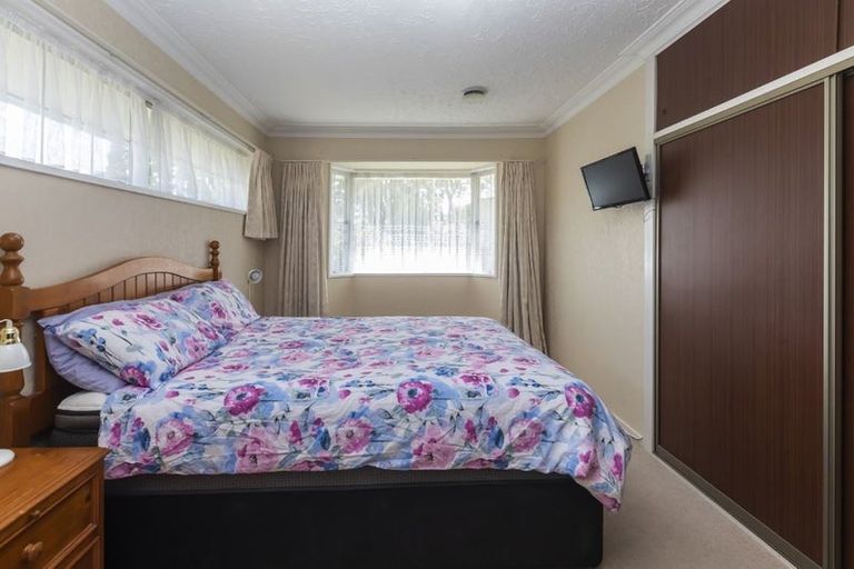 Photo of property in 16 Waimokihi Place, Somerfield, Christchurch, 8024
