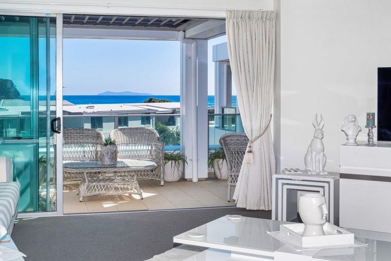 Photo of property in 311/136 Marine Parade, Mount Maunganui, 3116