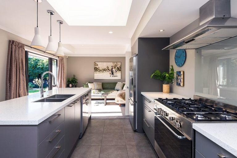 Photo of property in 3 Reka Street, Parklands, Christchurch, 8083