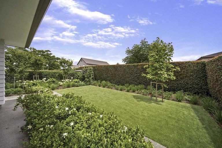 Photo of property in 33 Hinau Road, Karaka, Papakura, 2113