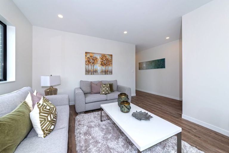 Photo of property in 70 Thomas Road, Flat Bush, Auckland, 2019