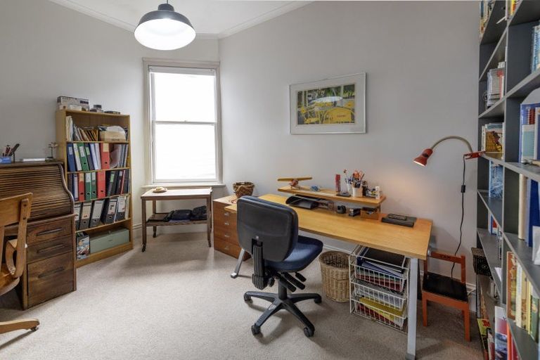 Photo of property in 69 Austin Street, Mount Victoria, Wellington, 6011