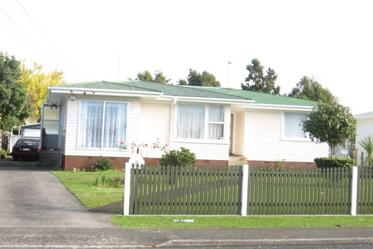 Photo of property in 8 Mcdivitt Street, Manurewa, Auckland, 2102