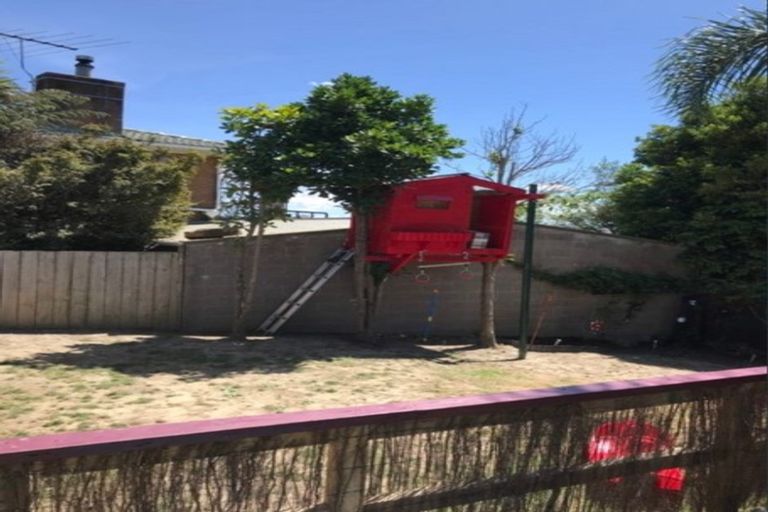 Photo of property in 40 Schnapper Rock Road, Schnapper Rock, Auckland, 0632