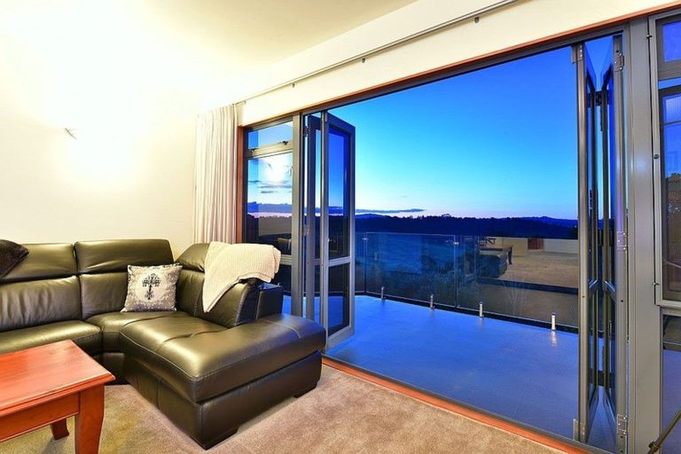 Photo of property in 206 Windmill Drive, Wainui, Silverdale, 0992