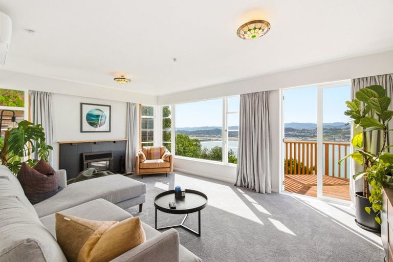 Photo of property in 29 View Road, Houghton Bay, Wellington, 6023