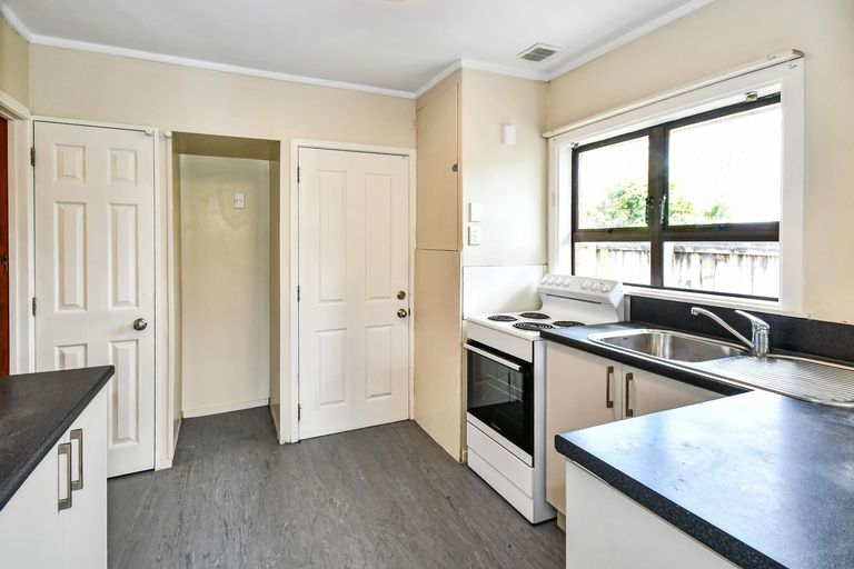 Photo of property in 33 Marne Road, Papakura, 2110