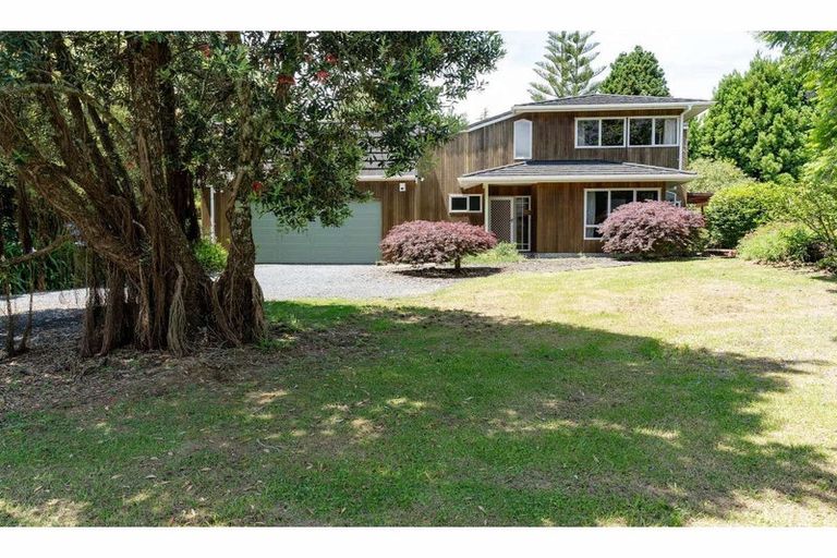 Photo of property in 1 James Kemp Place, Kerikeri, 0230