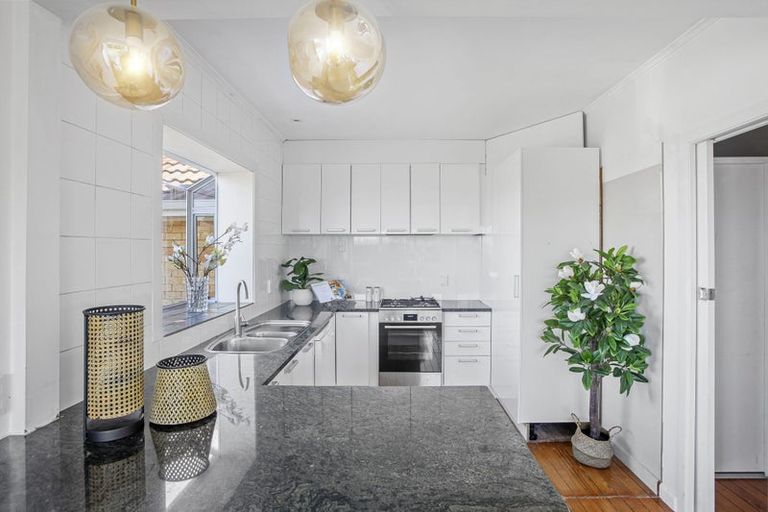 Photo of property in 1/1 Picton Street, Howick, Auckland, 2014