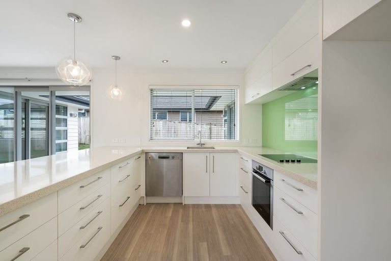 Photo of property in 21 Pyne Crescent, Pokeno, 2402