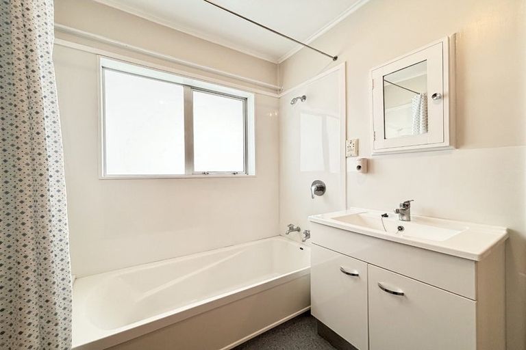 Photo of property in 3/12 Fraser Street, Wainuiomata, Lower Hutt, 5014