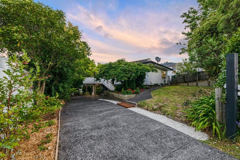 Photo of property in 17 Gallony Avenue, Massey, Auckland, 0614