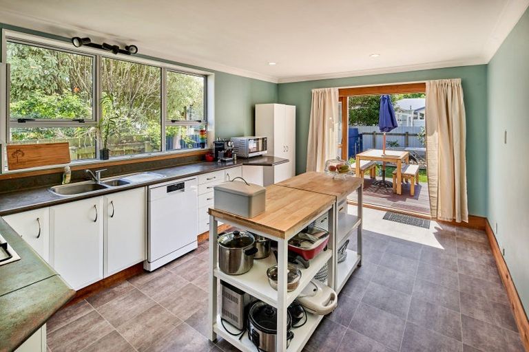 Photo of property in 44 Moa Street, Alicetown, Lower Hutt, 5010