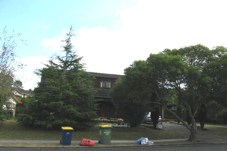 Photo of property in 49 John Downs Drive, Browns Bay, Auckland, 0630