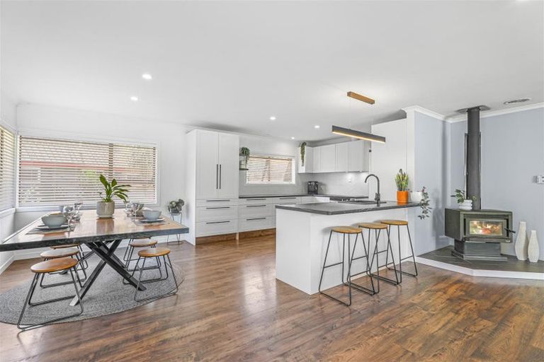 Photo of property in 49 Icarus Place, Sunnybrook, Rotorua, 3015