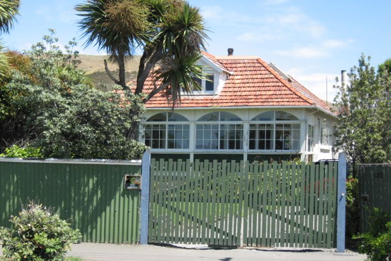 Photo of property in 122 Esplanade, Sumner, Christchurch, 8081