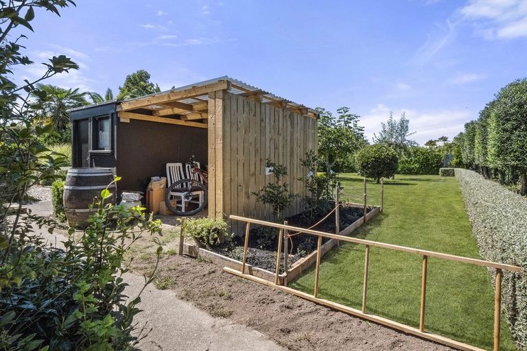 Photo of property in 21 Tasman Street, Havelock North, 4130