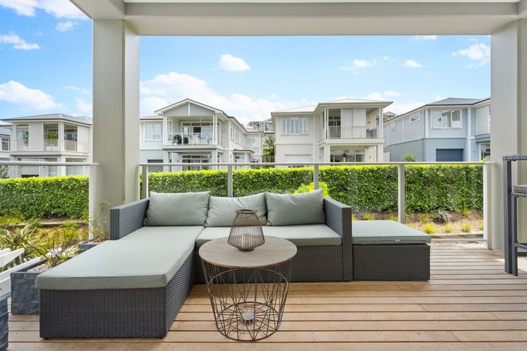 Photo of property in 36 Rewa Rewa Lane, Orewa, 0931