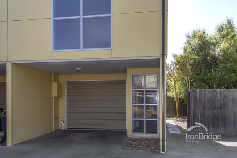 Photo of property in 4/54 Champion Street, Edgeware, Christchurch, 8013