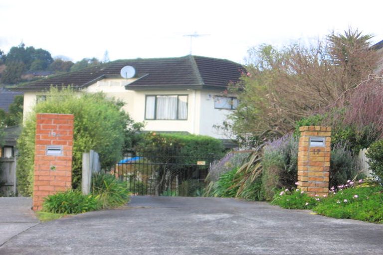 Photo of property in 17 Annalong Road, Dannemora, Auckland, 2016