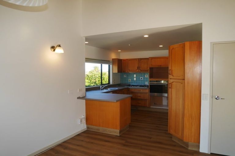 Photo of property in 67b Golf Road, Paraparaumu Beach, Paraparaumu, 5032