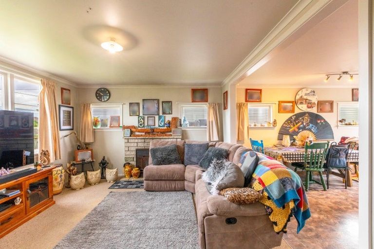Photo of property in 25 Francis Drake Street, Waipukurau, 4200