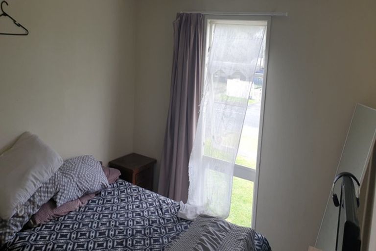 Photo of property in 70 Chichester Drive, Rosehill, Papakura, 2113