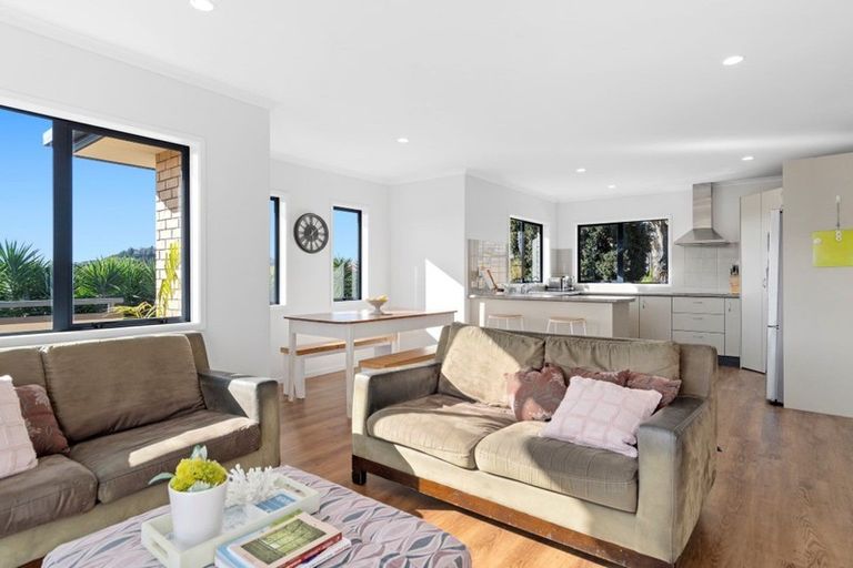 Photo of property in 74 Kinloch Way, Bethlehem, Tauranga, 3110