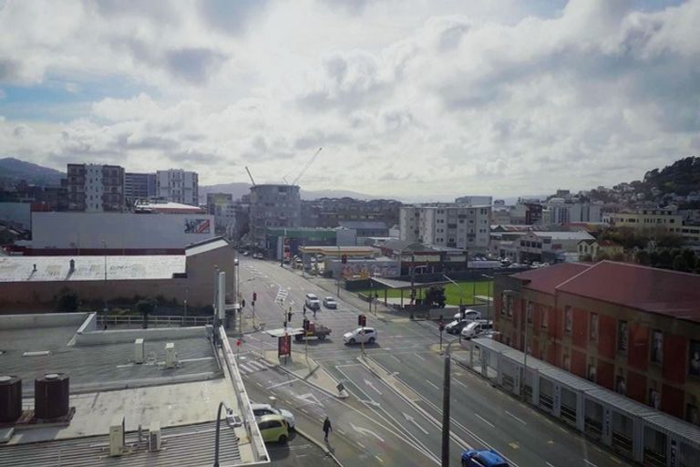 Photo of property in Cube Apartments, 4i/242 Taranaki Street, Mount Cook, Wellington, 6011