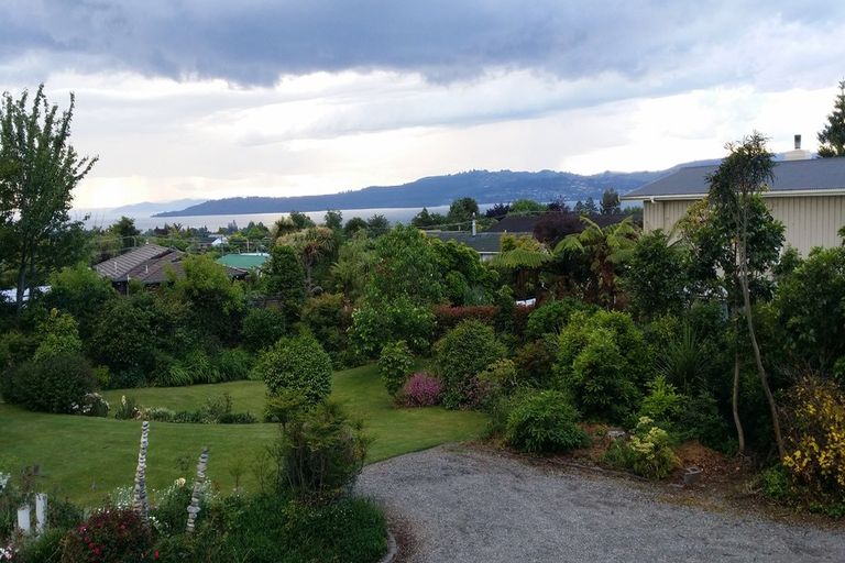 Photo of property in 105 Shepherd Road, Waipahihi, Taupo, 3330