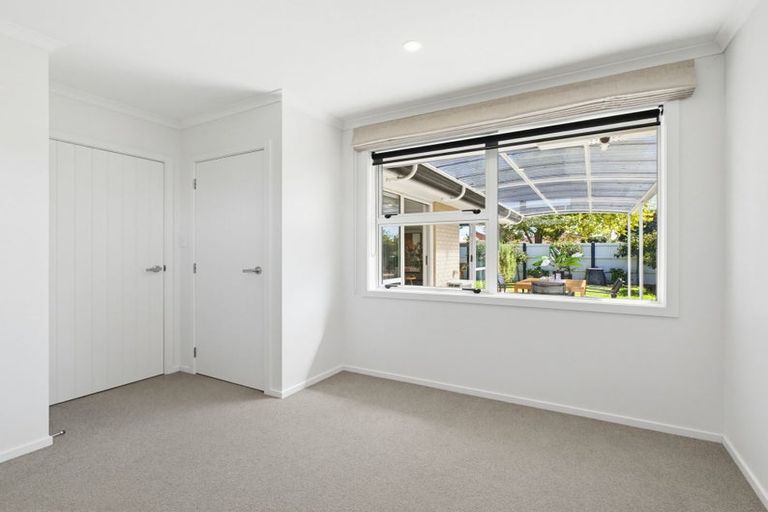 Photo of property in 22 Florence Avenue, Palmerston North, 4414