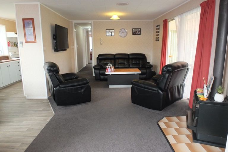 Photo of property in 10 Harrod Avenue, Foxton Beach, Foxton, 4815