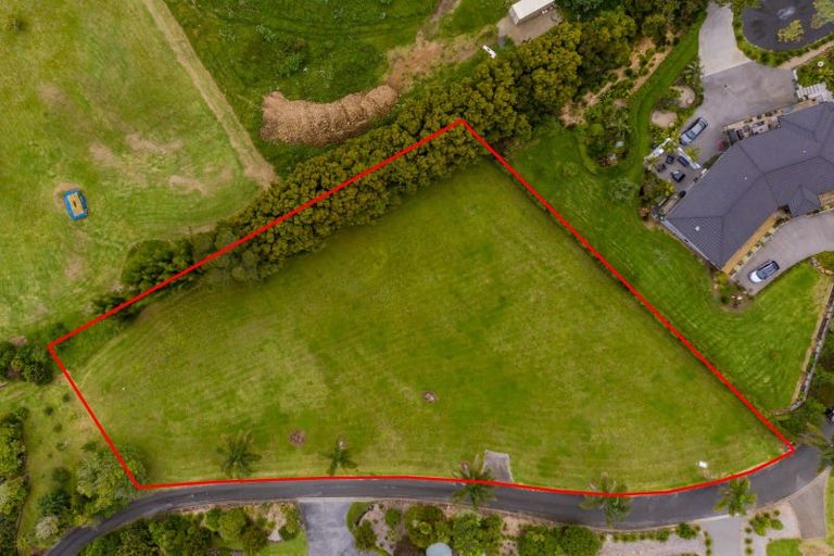 Photo of property in 16 Stoney Brook Lane, Kerikeri, 0230