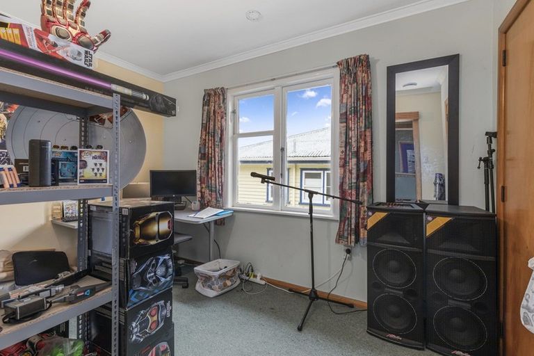 Photo of property in 66 Thomas Street, Stokes Valley, Lower Hutt, 5019