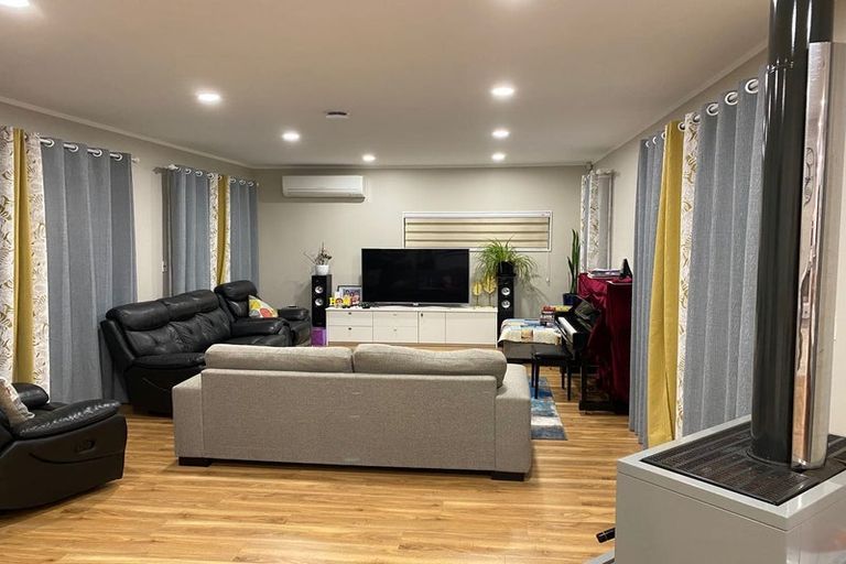 Photo of property in 18 Konini Road, Titirangi, Auckland, 0604