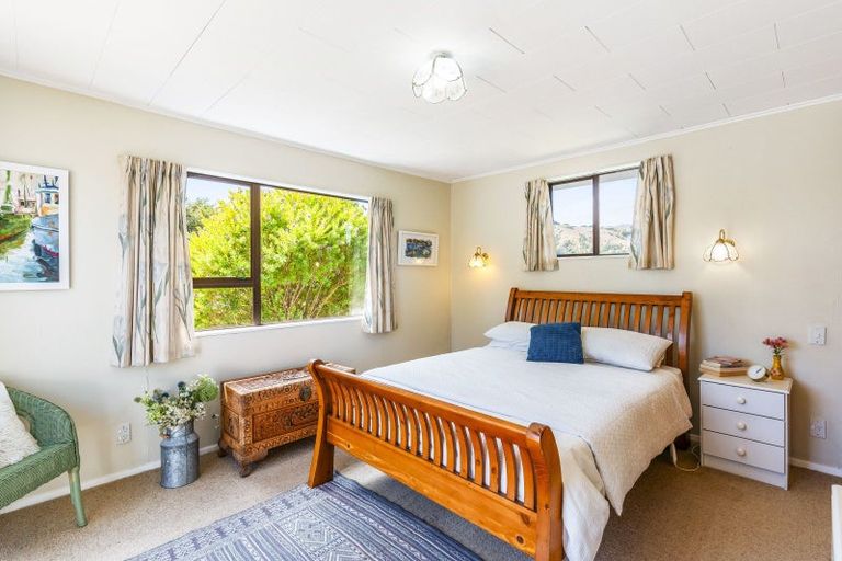 Photo of property in 138 Arawhata Road, Paraparaumu, 5032