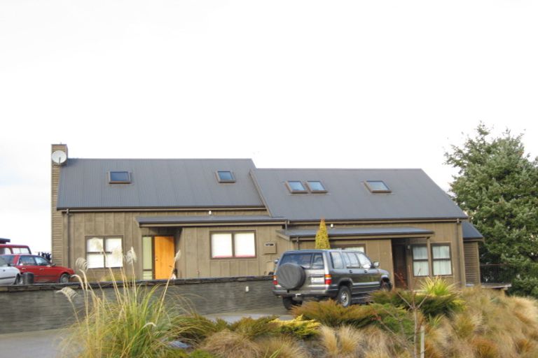 Photo of property in 3 Nugget Knob, Queenstown, 9300