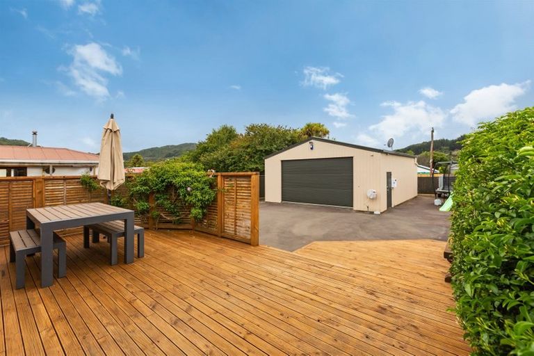 Photo of property in 52 Totara Street, Wainuiomata, Lower Hutt, 5014